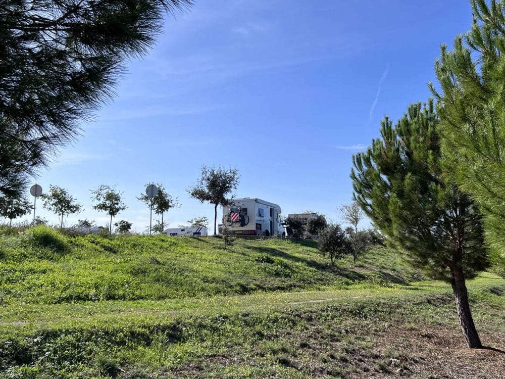 Aan de oevers van het stuwmeer bij Amieira.