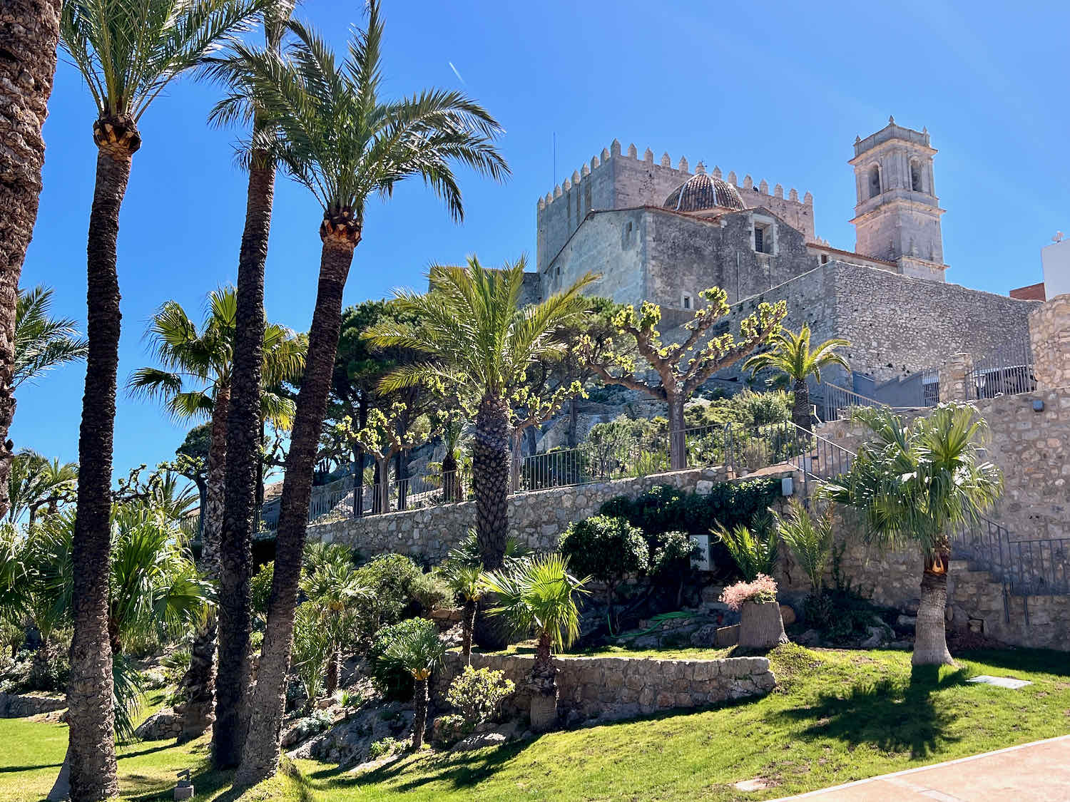 Klimmen naar het kasteel in Peñíscola