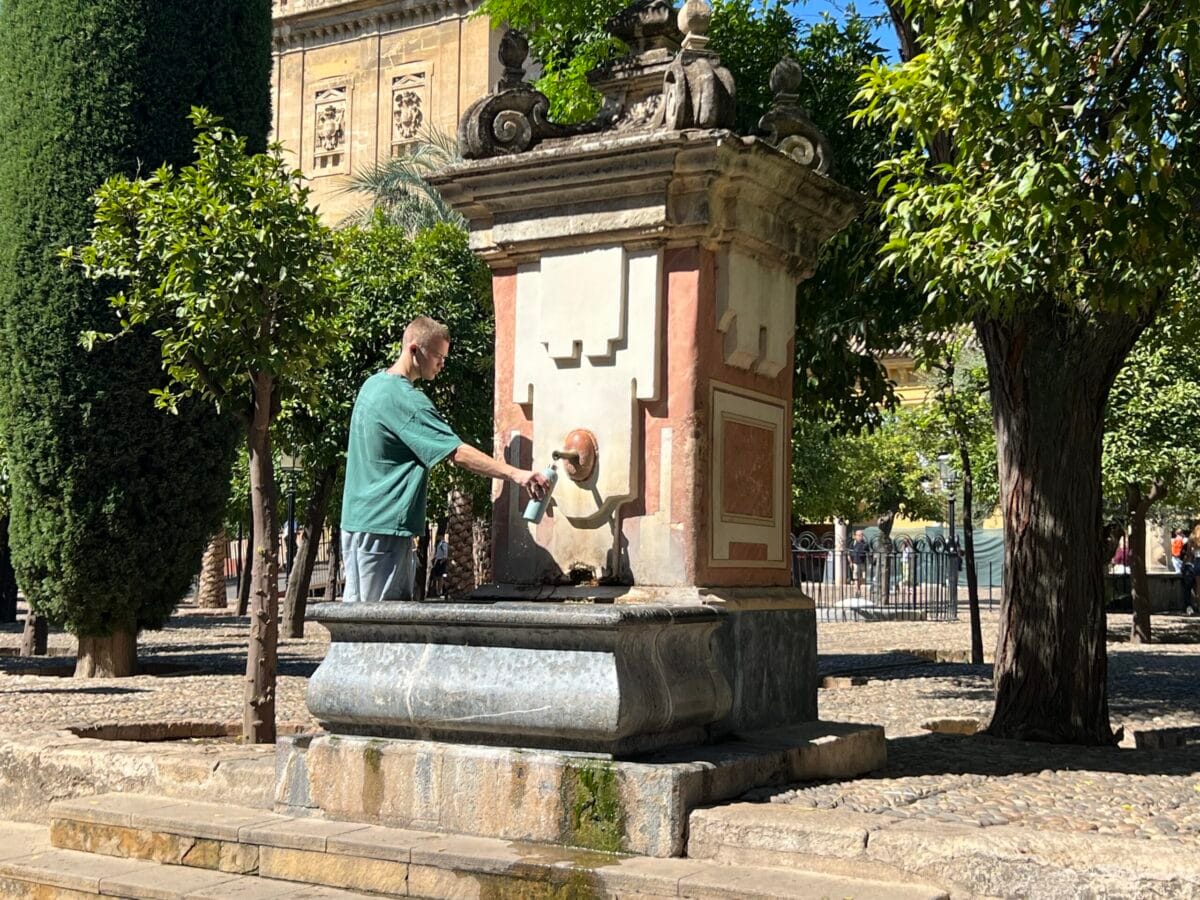 In en rond de Mezquita-Catedral in Córdoba smelten Moorse en christelijke cultuur samen.