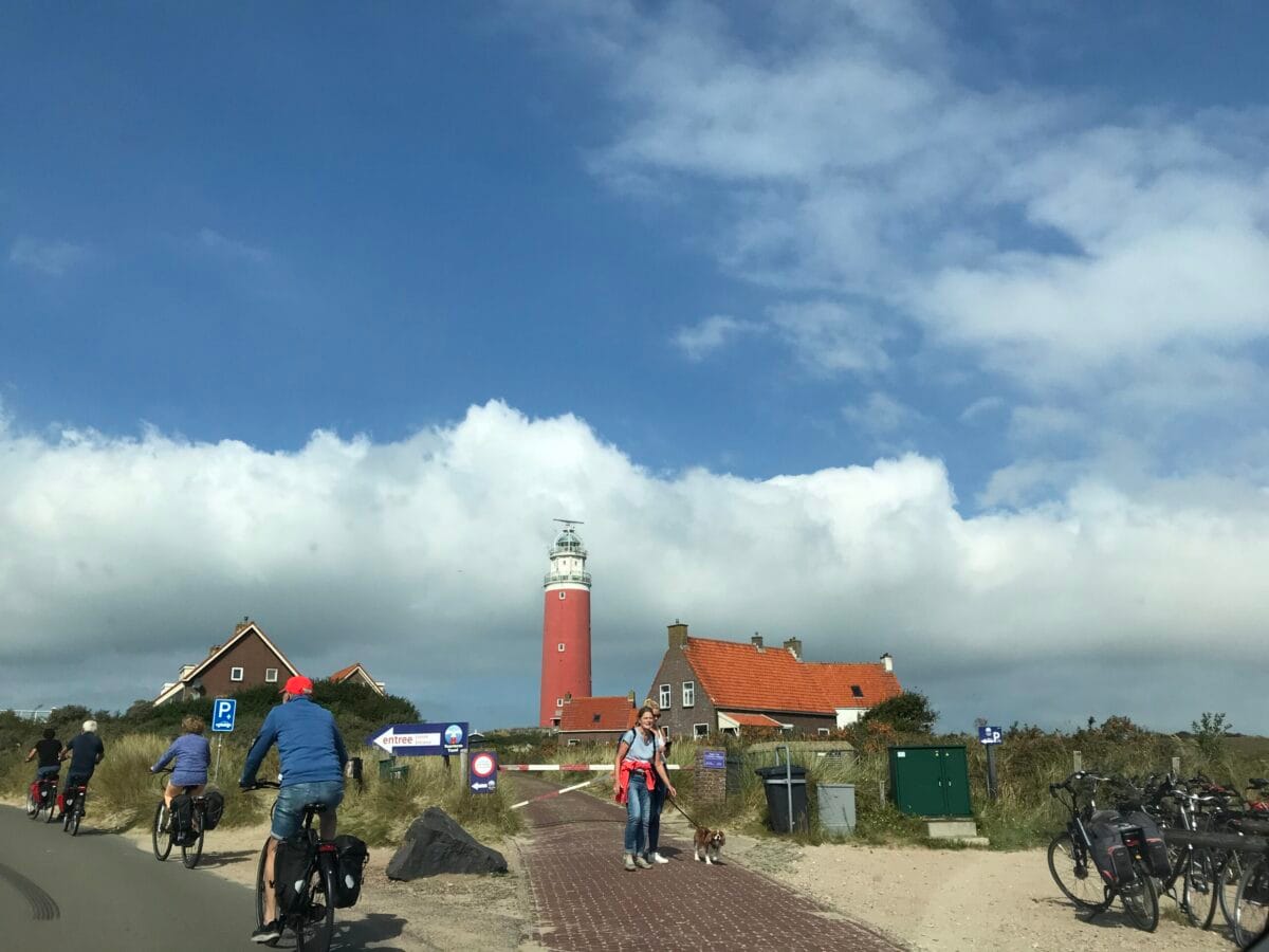 Iconische rode wachter van Texel