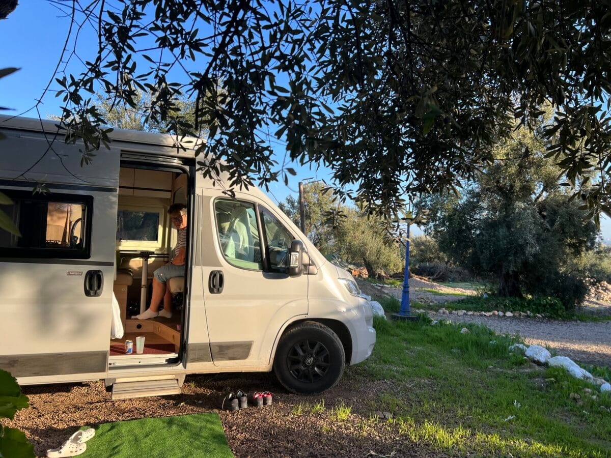 Wat zijn we bevoorrecht, op reis in Marokko met onze luxe camper.